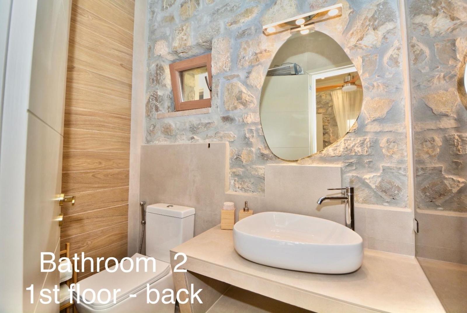 Villasonboard Rock Villa 3 Bed, 3 Bath, Jacuzzi, Seaside Эрмиони Экстерьер фото